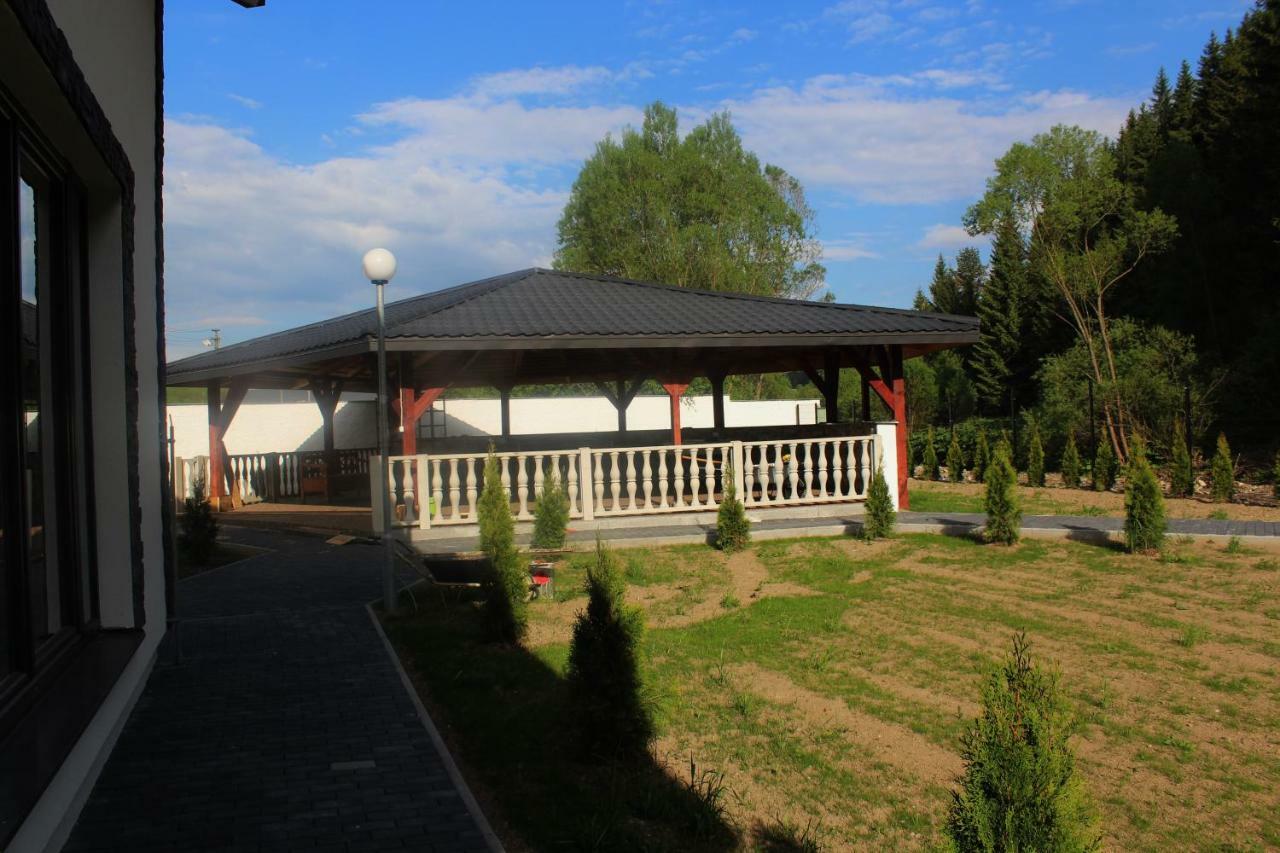 Hotel Chio Ważec Zewnętrze zdjęcie